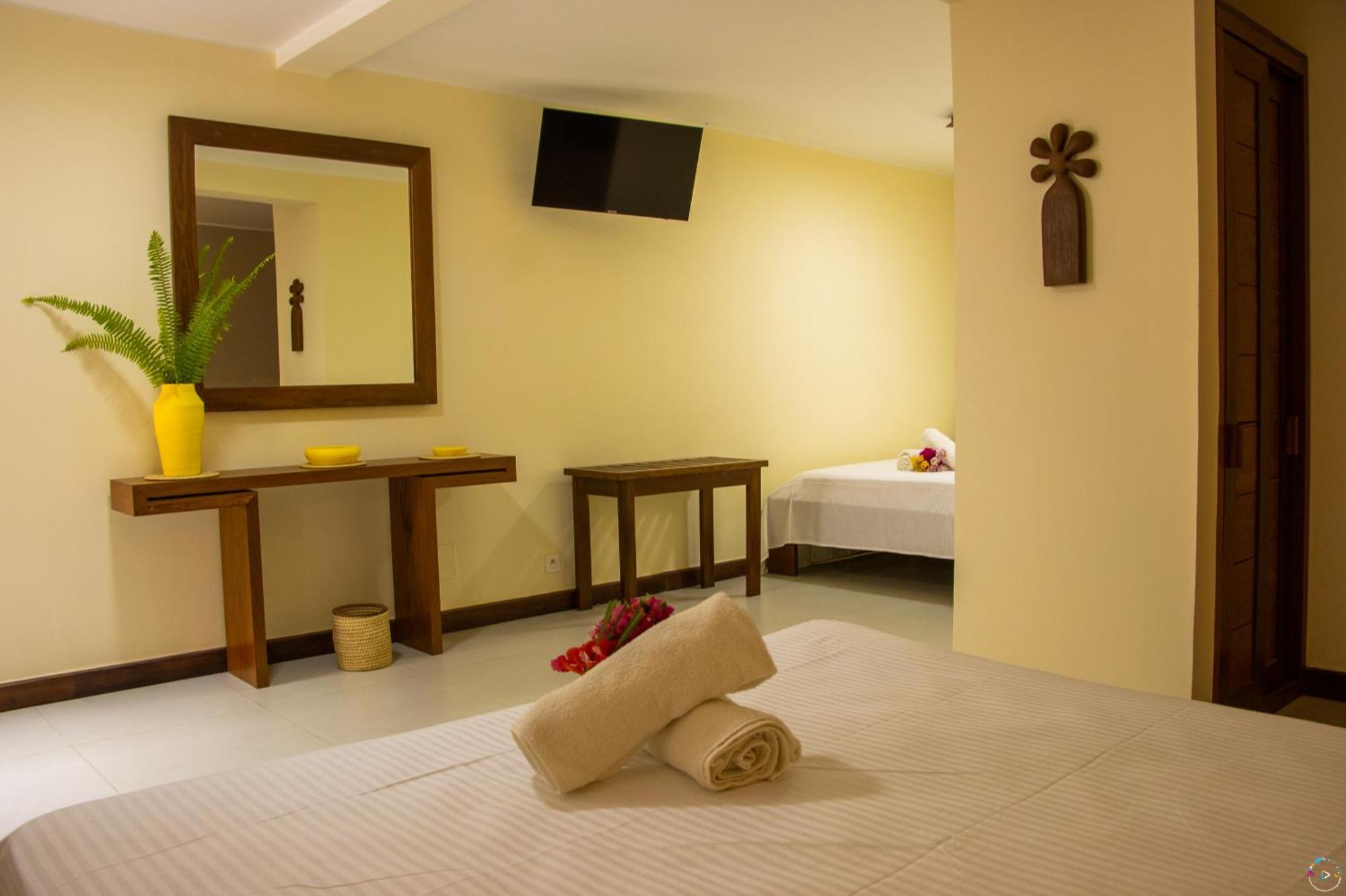 Hotel Baobab Cafe Мурундава Екстер'єр фото