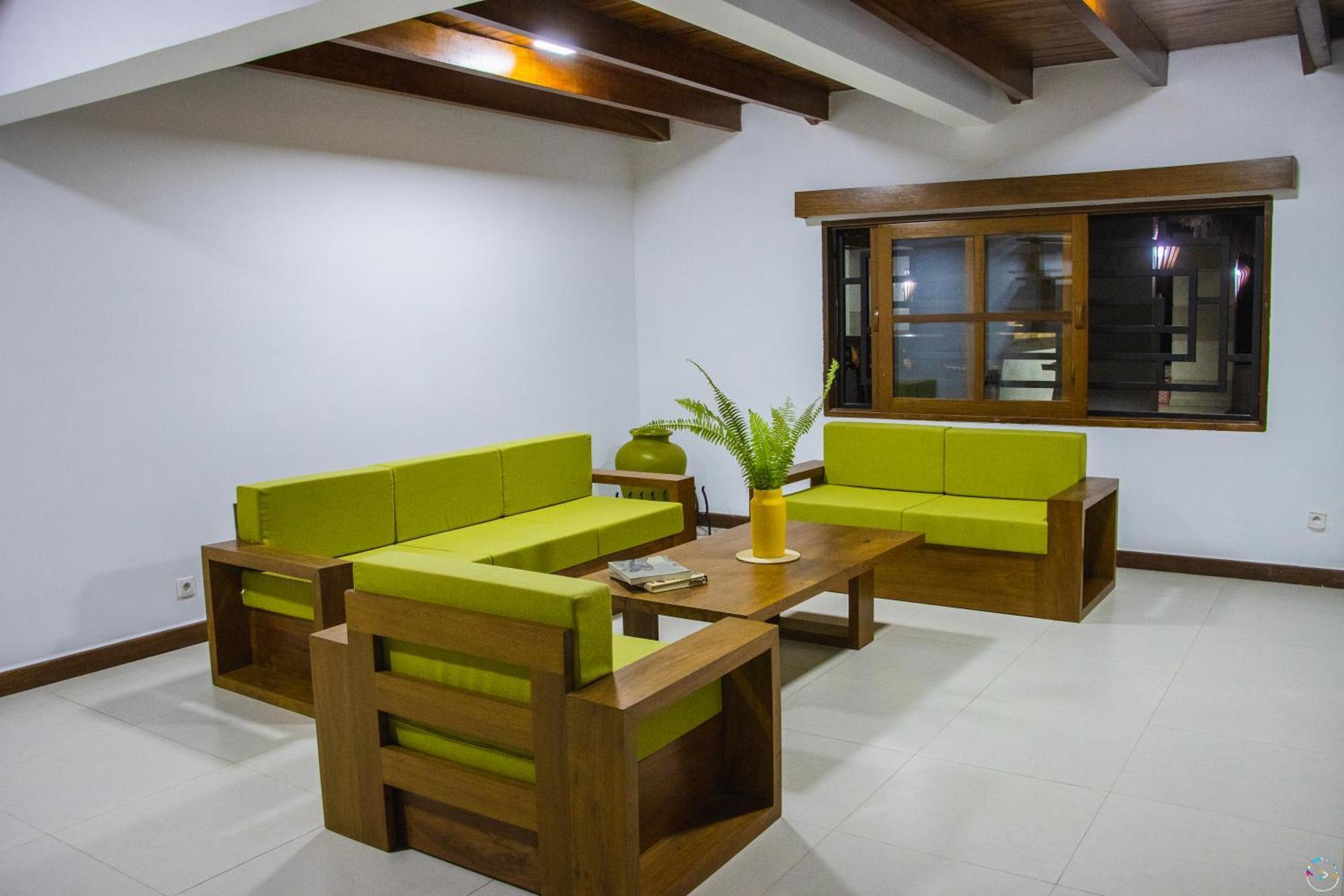 Hotel Baobab Cafe Мурундава Екстер'єр фото