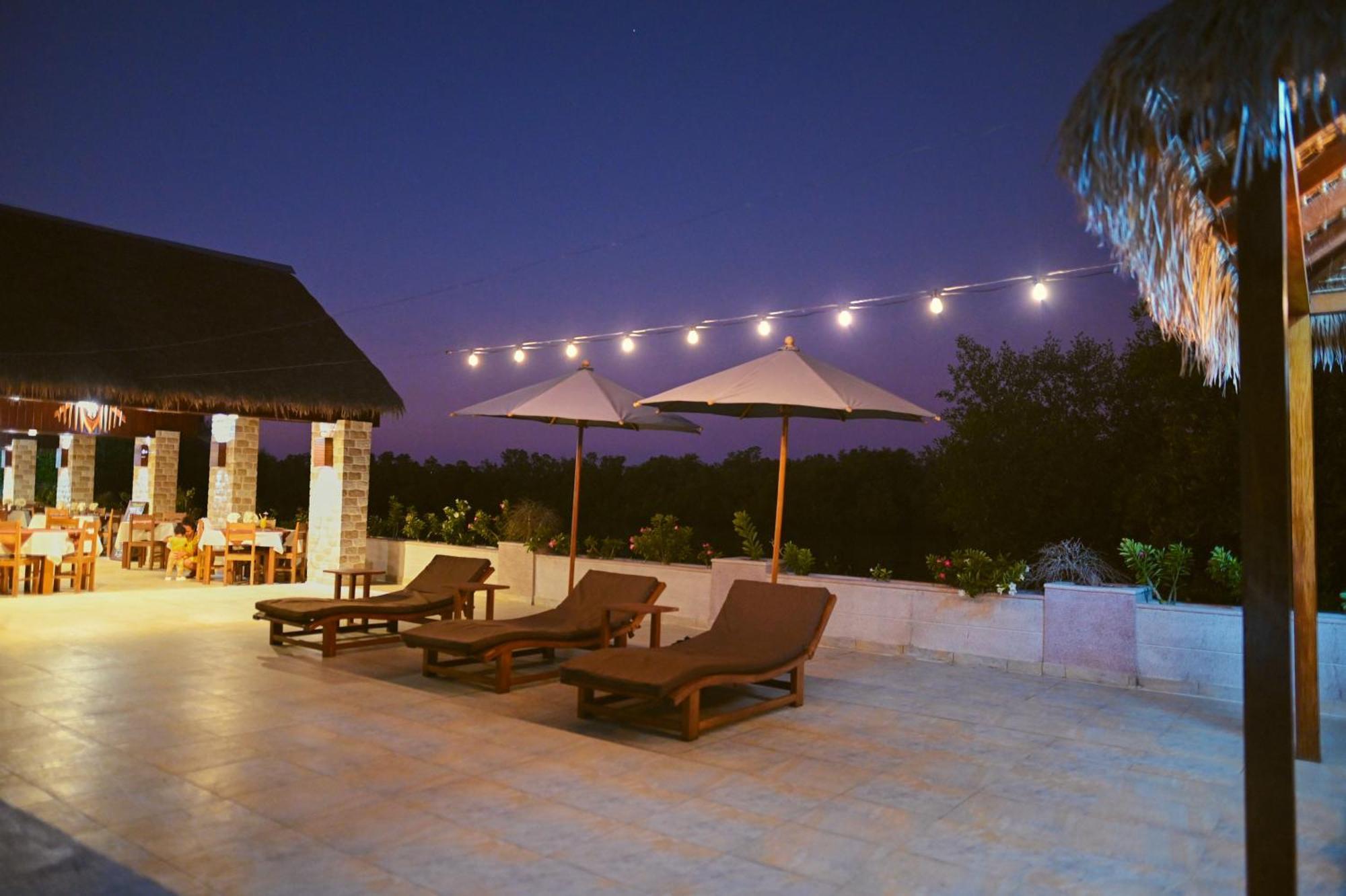 Hotel Baobab Cafe Мурундава Екстер'єр фото