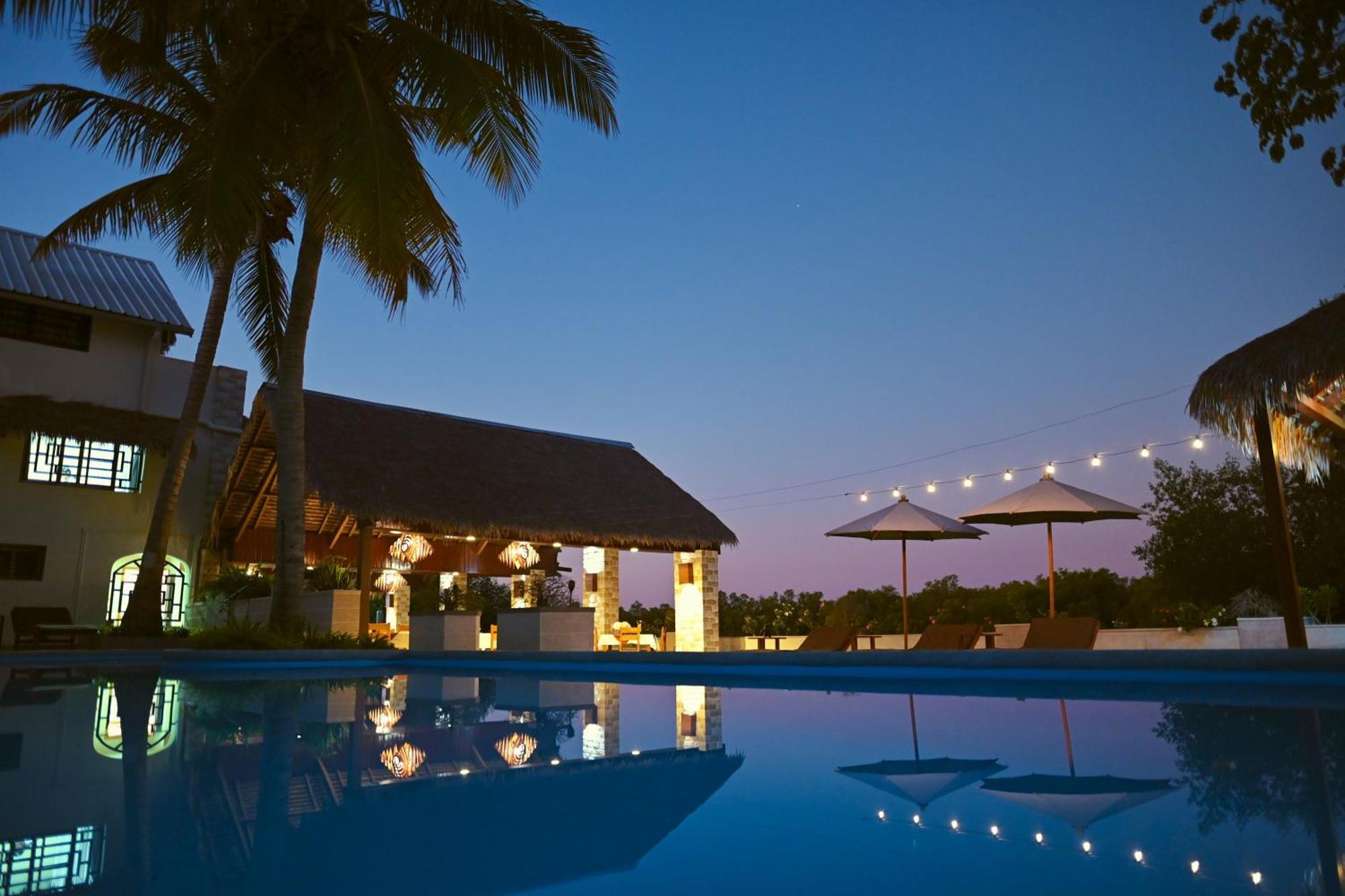 Hotel Baobab Cafe Мурундава Екстер'єр фото