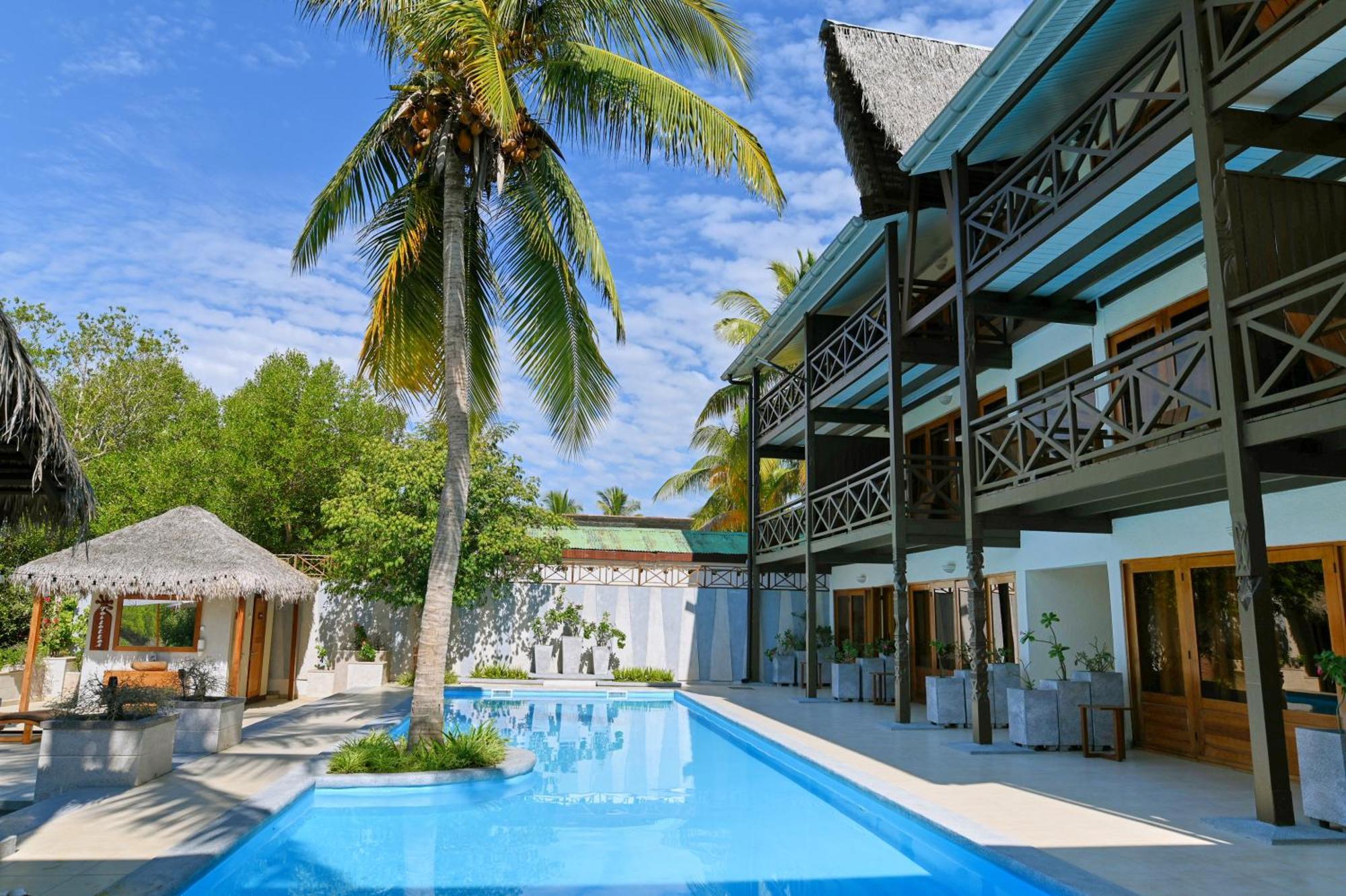 Hotel Baobab Cafe Мурундава Екстер'єр фото