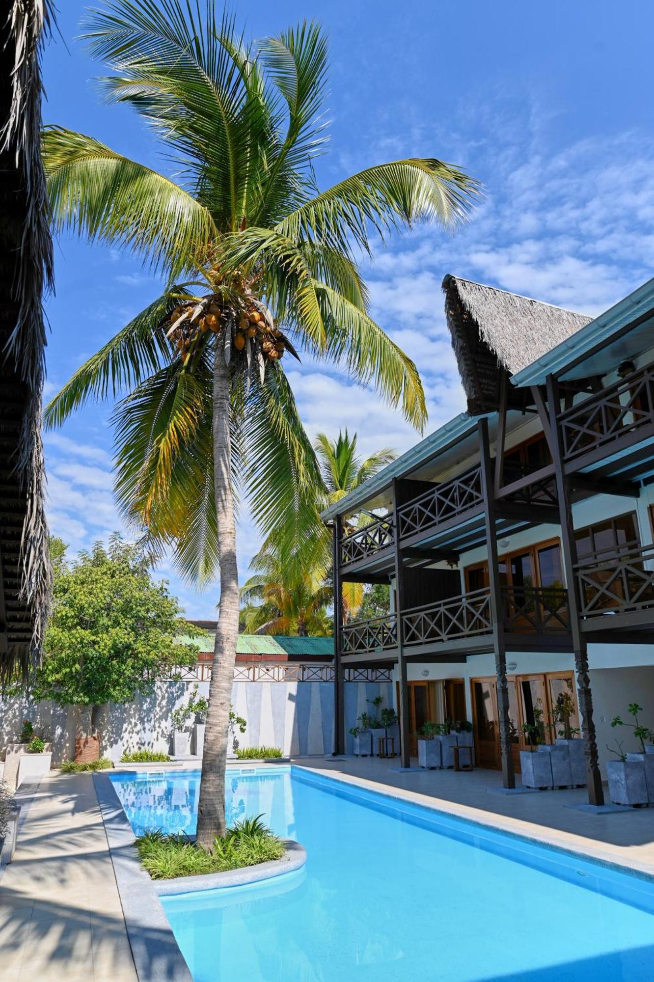 Hotel Baobab Cafe Мурундава Екстер'єр фото